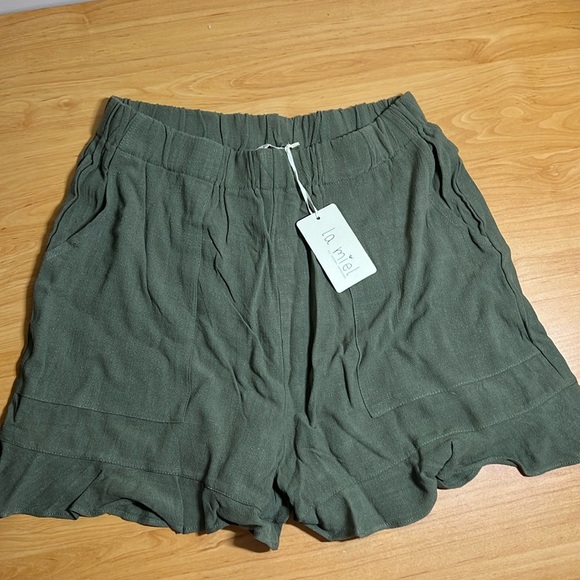 La Mike Short - Picture 1 of 4